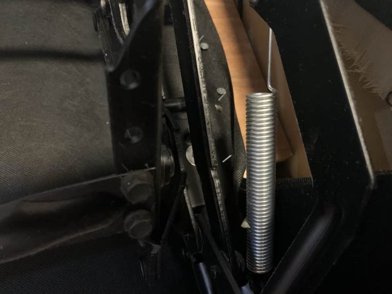 how to replace recliner springs
